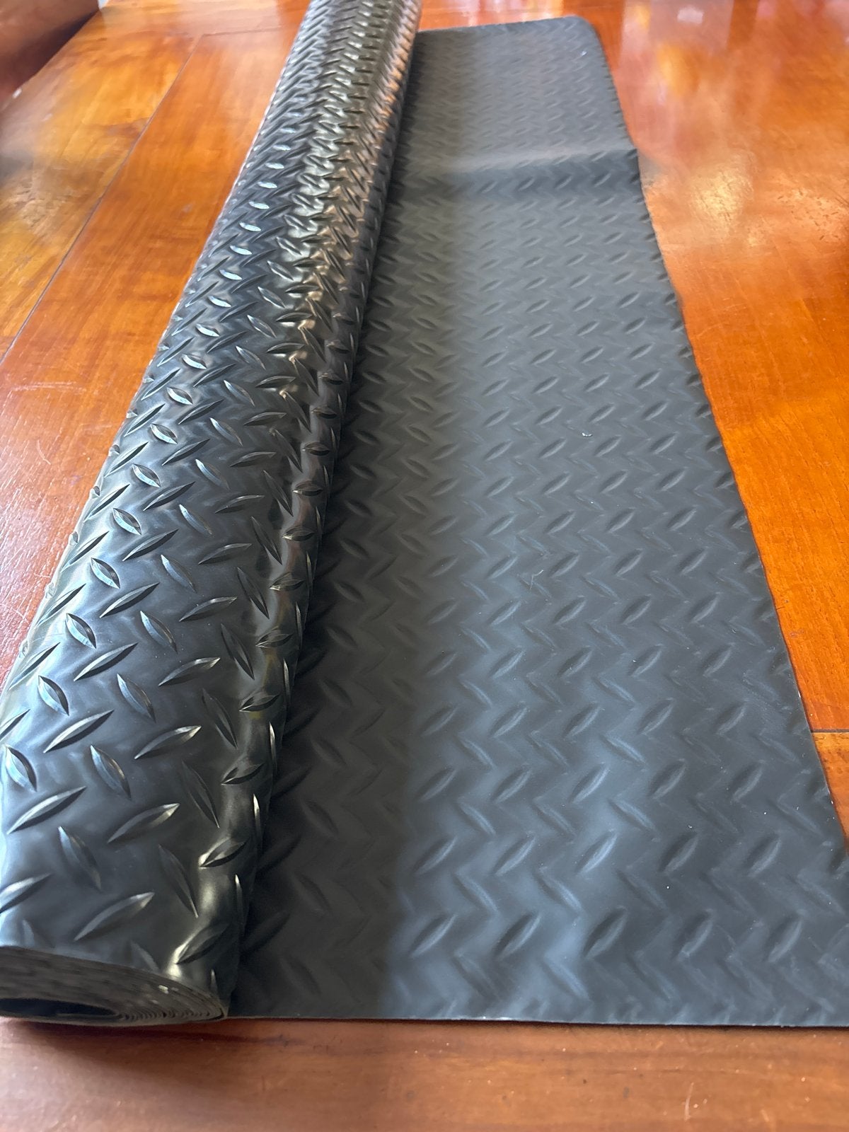 Zwarte rubberen antislipmat op rol, 100 cm breed., Zwart, Nieuw, 150 tot 200 cm, Rechthoekig