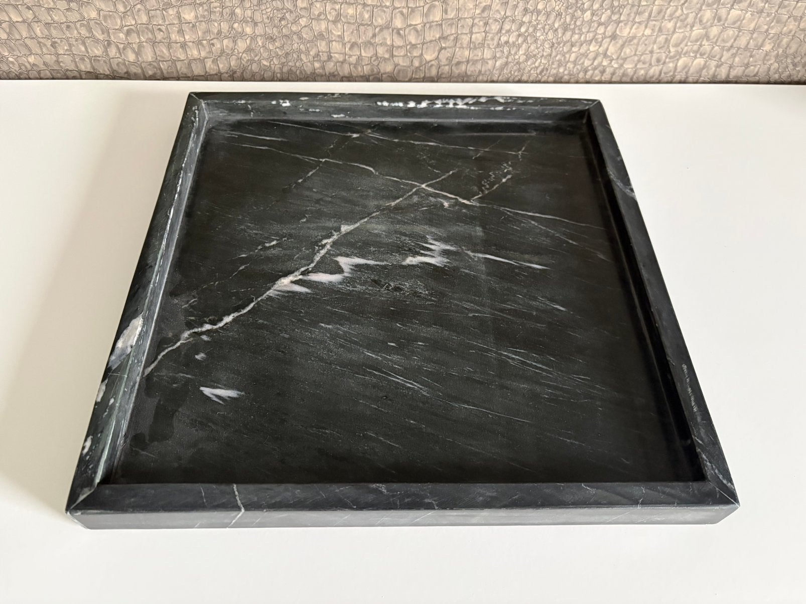 Zwart Marmeren Dienblad / Plateau 35x35x3,5 cm - Nieuw, Huis en Inrichting, Ophalen, Met opstaande rand, Natuurlijk materiaal
