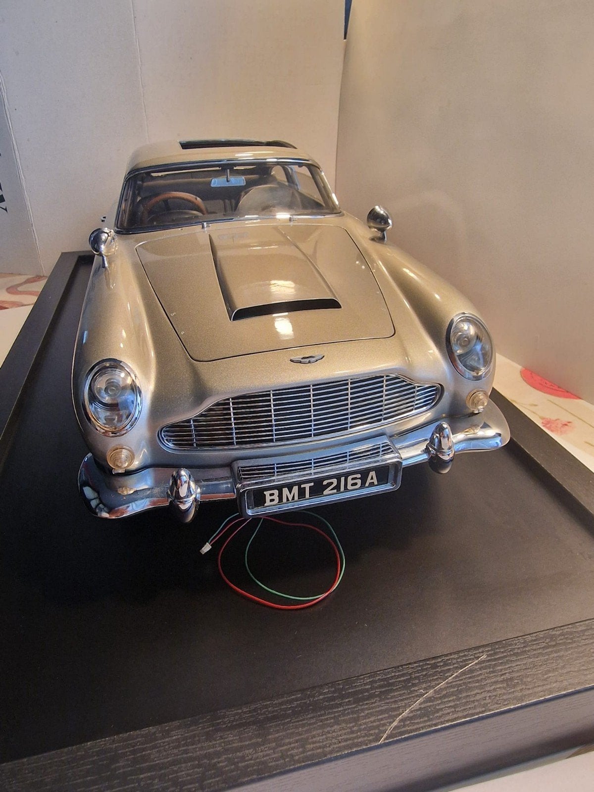Eaglemoss , Aston Martin DB5 1:8 James Bond, Ophalen of Verzenden, Gebruikt, Auto, Overige merken