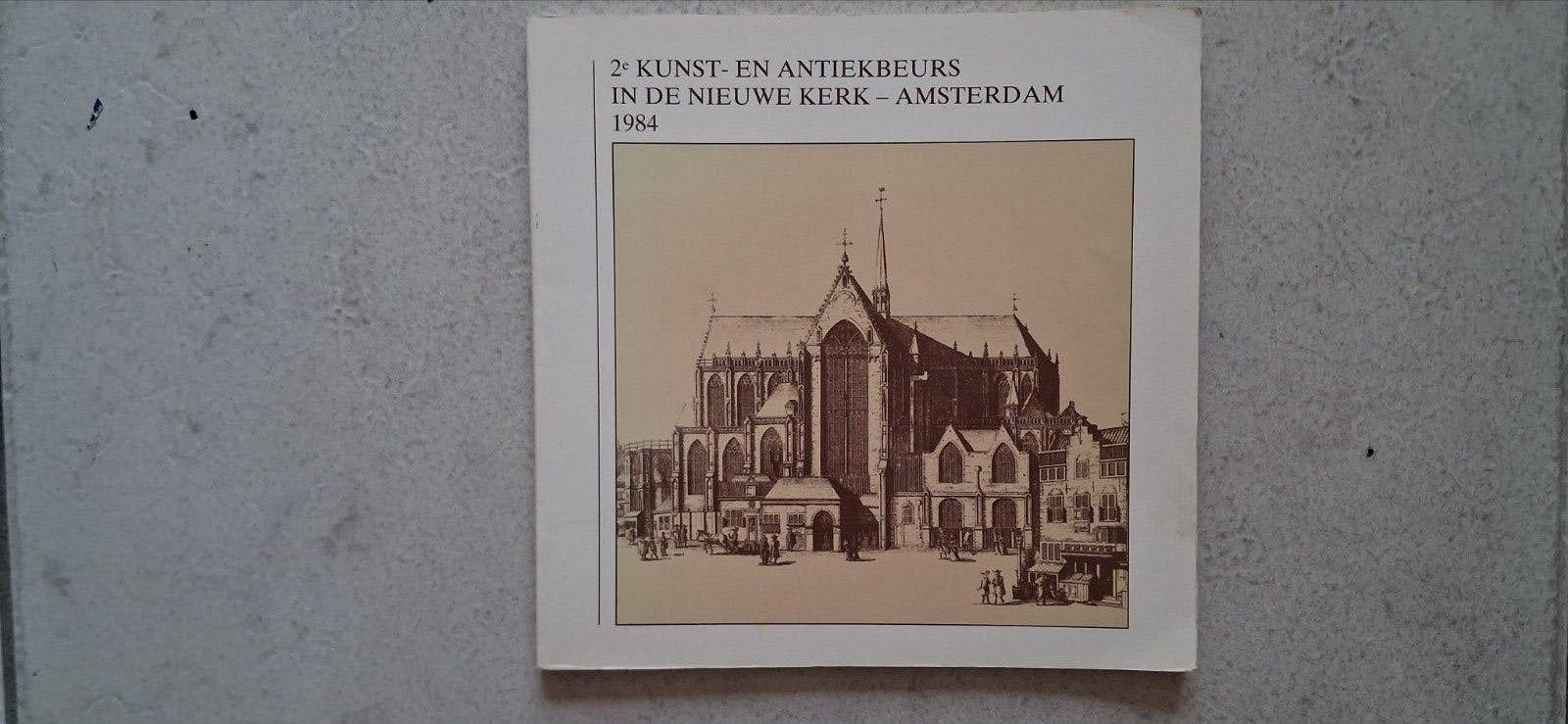 Gratis: 2e Kunst- en Antiekbeurs Nieuwe Kerk Amsterdam 1984, Ophalen of Verzenden, Zo goed als nieuw, Onbekend, Catalogus