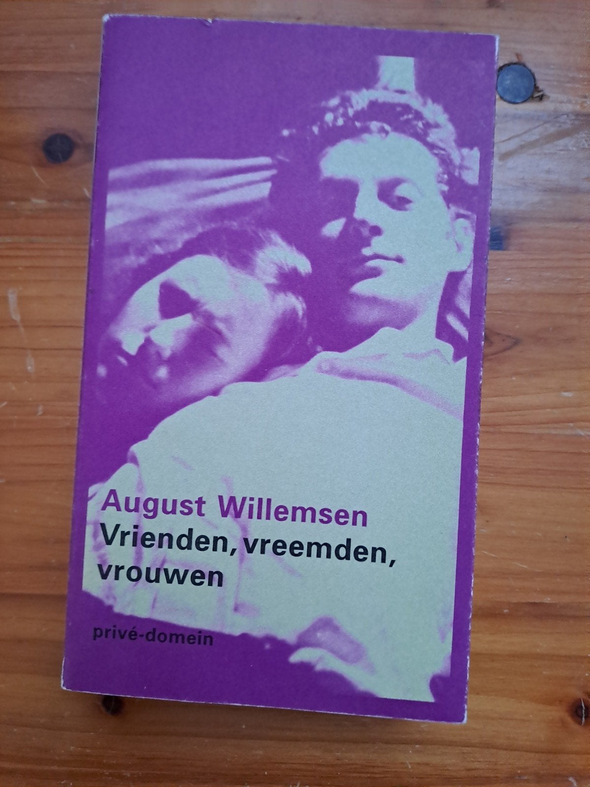 August Willemsen - Vrienden, vreemden, vrouwen, Gelezen, August Willemsen, Ophalen of Verzenden, Sport