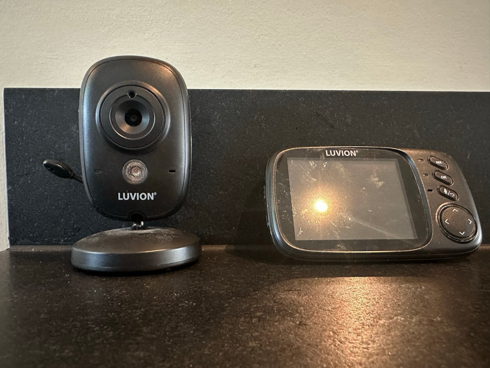 LUVION Platinum Ultra Black Camera Babyfoon, Verzenden, Gebruikt, 100 tot 250 meter, Camera