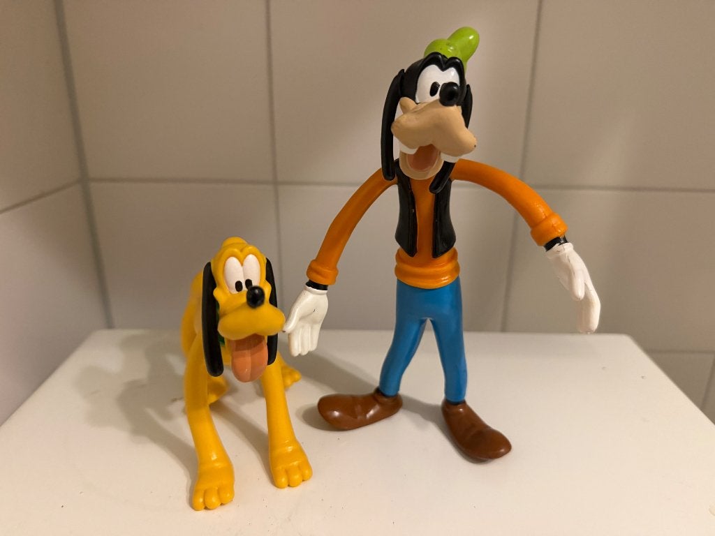 Disney figuren Goofy en Pluto, Ophalen of Verzenden, Goofy of Pluto, Zo goed als nieuw, Beeldje of Figuurtje