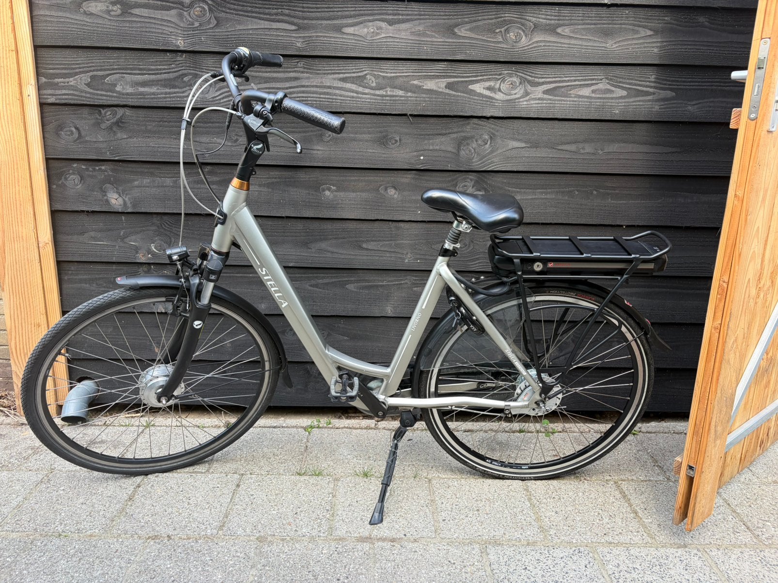 Stella Livorno elektrische fiets met grote accu, 51 tot 55 cm, Ophalen, Zo goed als nieuw, Overige merken