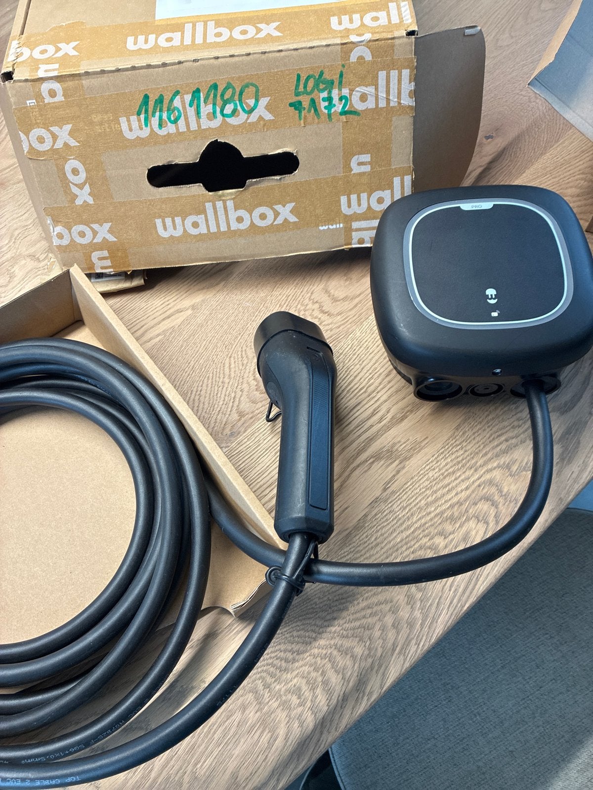 Zo goed als nieuwe Wallbox Pulsar Pro autolader, Auto diversen, Ophalen of Verzenden, Zo goed als nieuw, Laadpaal