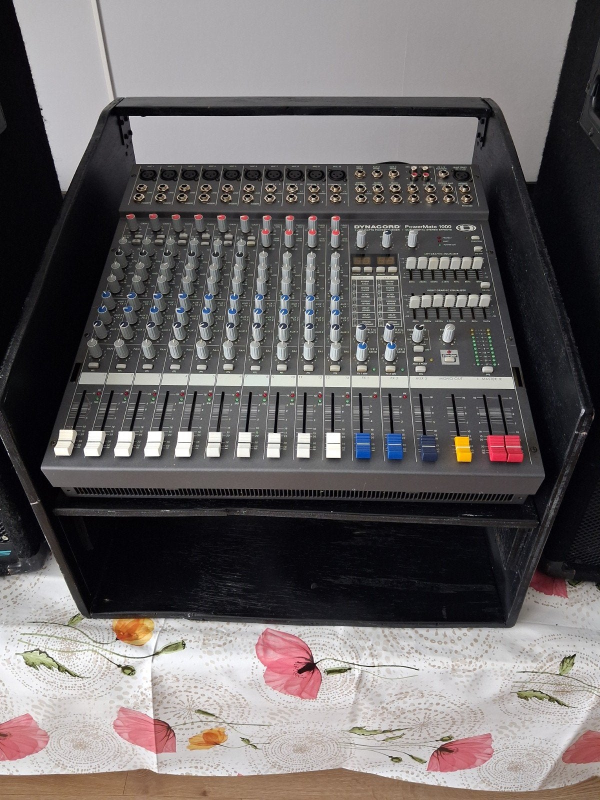 TE KOOP DYNACORD POWERMATE met 2 boxen en standaards, Ophalen of Verzenden, Gebruikt
