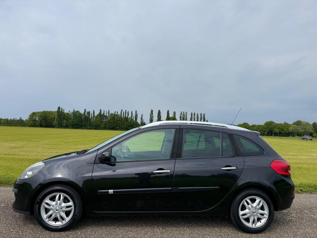Renault Clio Estate 1.2 TCE Dynamique, Auto's, Renault, Voorwielaandrijving, Gebruikt, Zwart, 4 cilinders