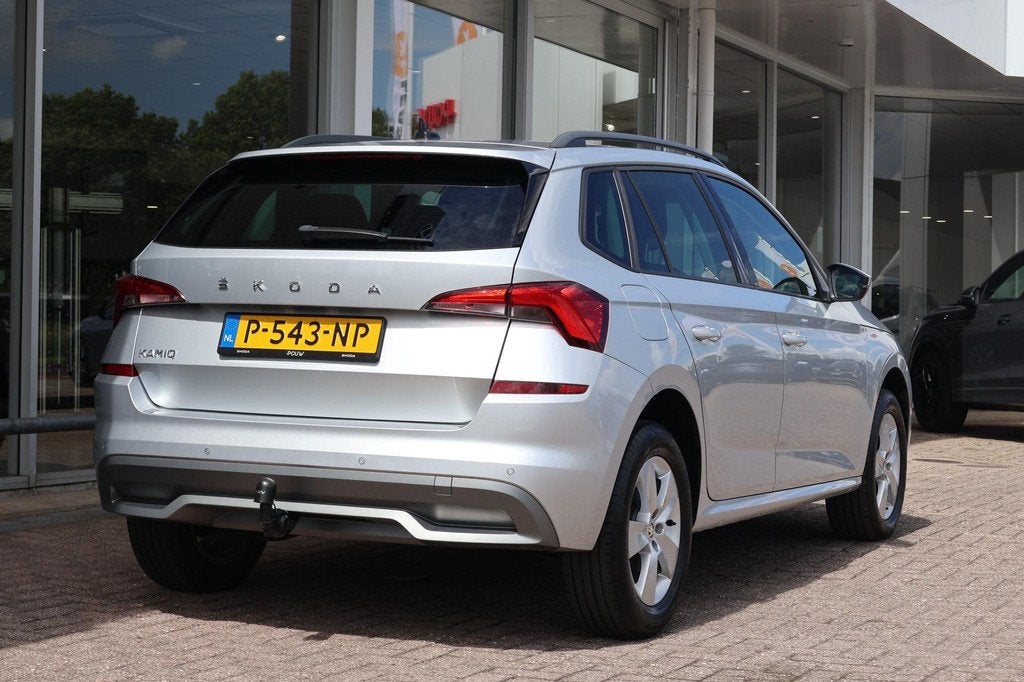 Skoda Kamiq 1.0 TSI 110pk DSG Ambition | Trekhaak | Apple Ca, 12 maanden, Stof, Gebruikt, Origineel Nederlands