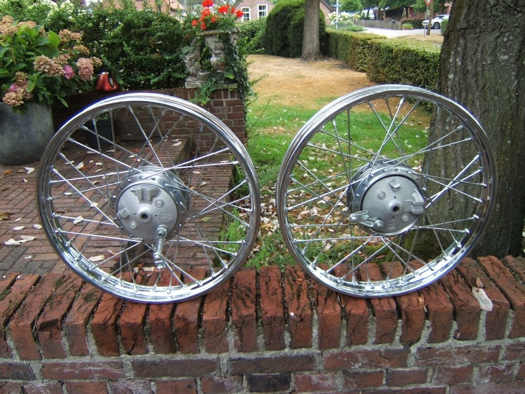Wielen set 17 inch x 1.50 met 116 mm Campagnolo naven, Ophalen of Verzenden, Zo goed als nieuw, Overige typen