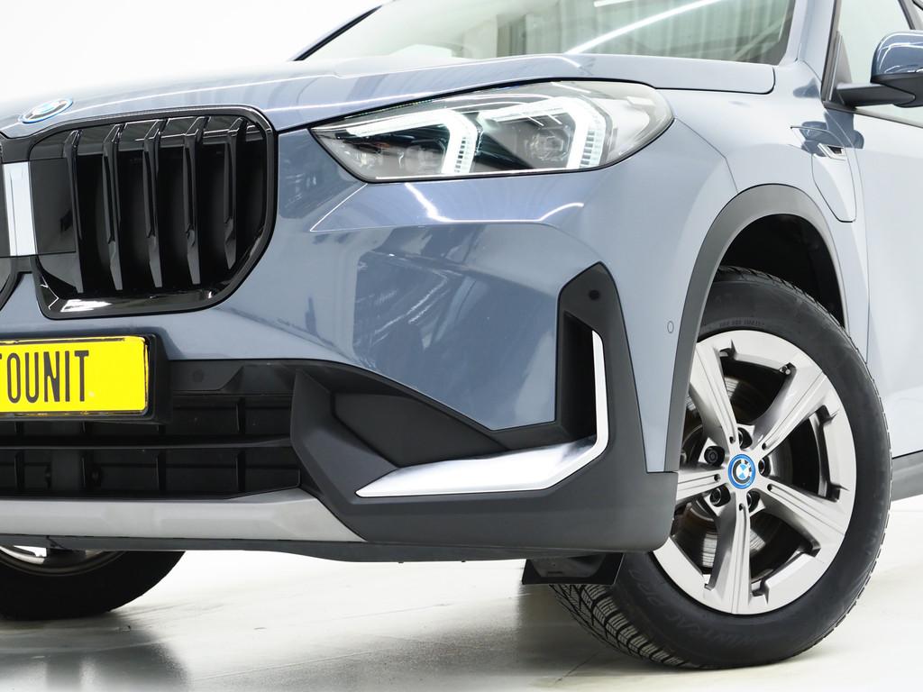 BMW X1 xDrive25e Individual | Panoramadak | Leder | Camera |, Gebruikt, Zwart, Blauw, Bedrijf