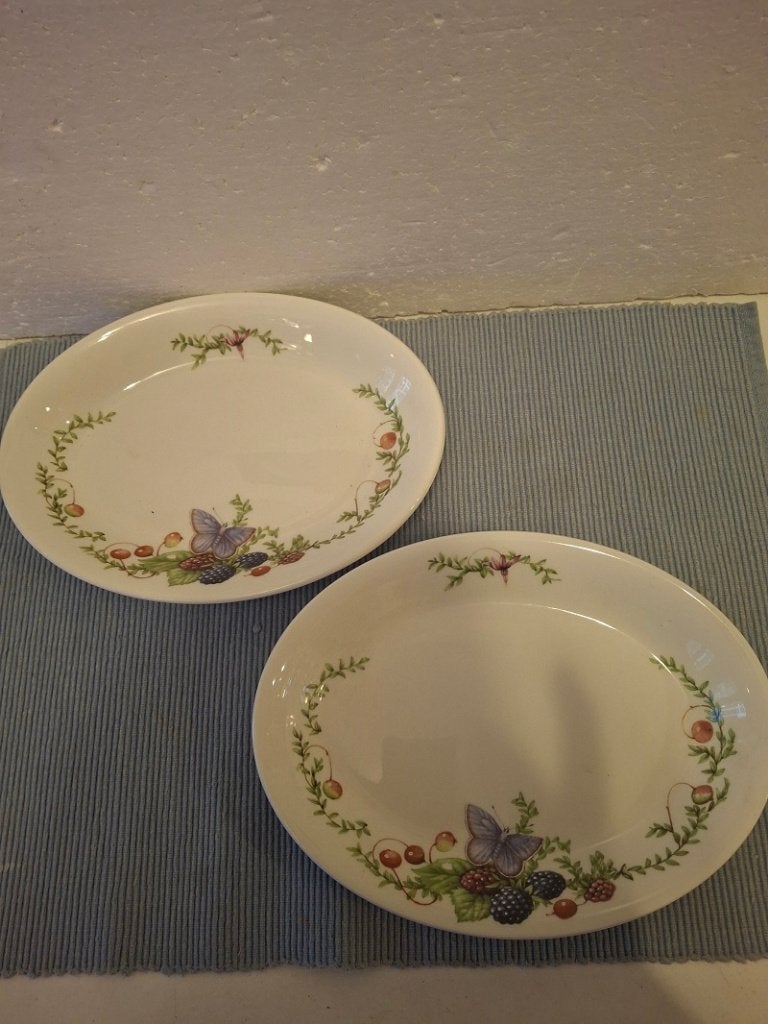 Marjolein Bastin Bosvruchten - 2 ovale aardewerk schaaltjes, Ophalen of Verzenden