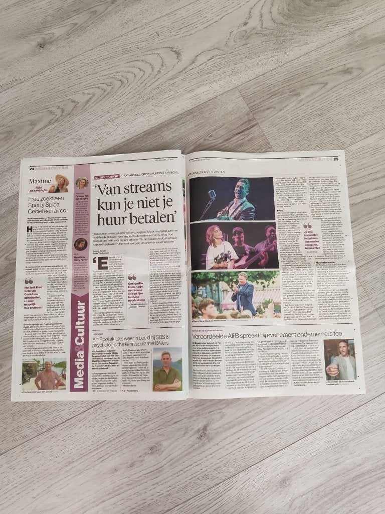 Eindhovens Dagblad krantenartikel met o.a Danny Vera - Anouk, Verzenden, Zo goed als nieuw, Boek, Tijdschrift of Artikel