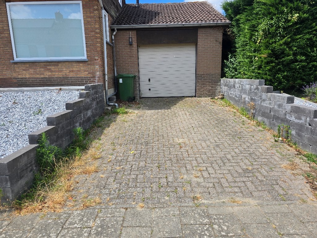 Gratis betonklinkers 30 m² – uitbreken/ophalen voor 15 juli, Tuin en Terras, Tegels en Klinkers, Ophalen, Gebruikt, Klinkers, 10 m² of meer