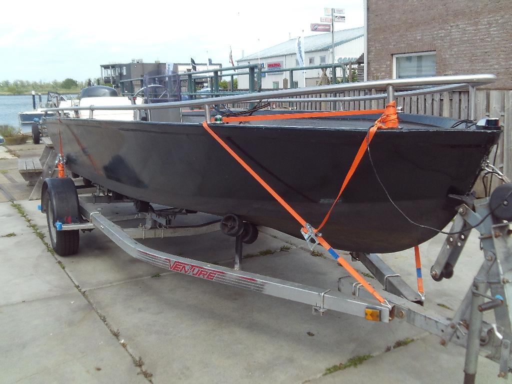 console boot, Watersport en Boten, Vis- en Consoleboten, Overige merken, Gebruikt, Viertaktmotor, 6 m