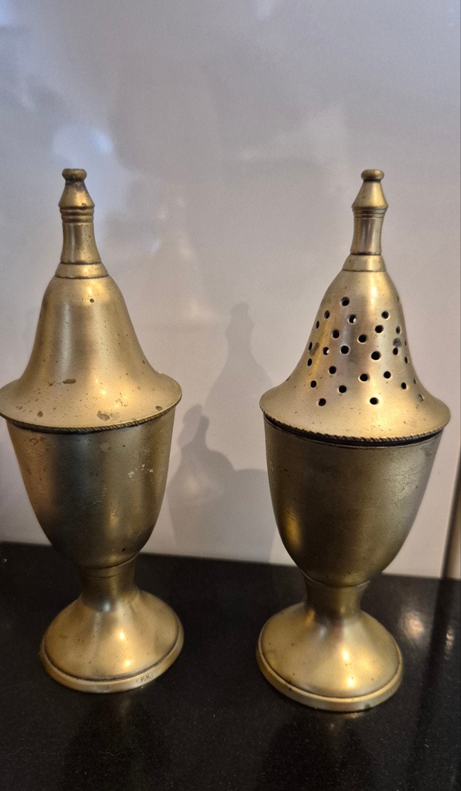 Vintage messing peper- en zoutstel- muffineers, Ophalen of Verzenden, Gebruikt, Metaal