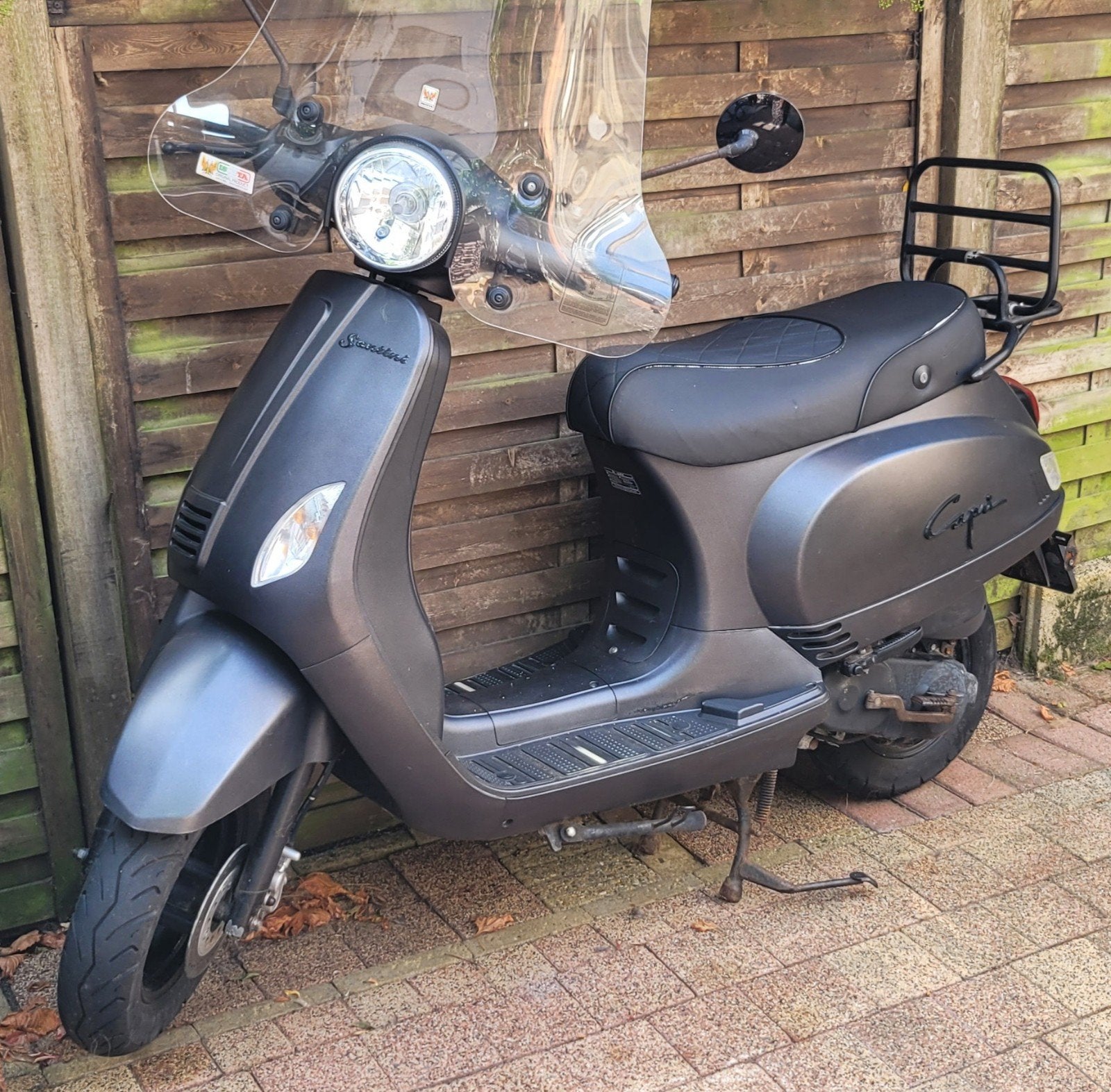 Santini Capri Scooter - Mat Zwart, Ophalen, Gebruikt, Benzine, Overige merken