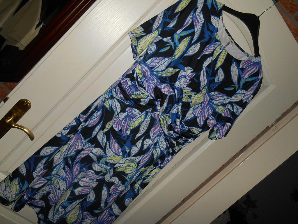prachtige jurk GERRY WEBER maat 42, Kleding | Dames, Ophalen of Verzenden, Nieuw, Maat 42/44 (L), Onder de knie