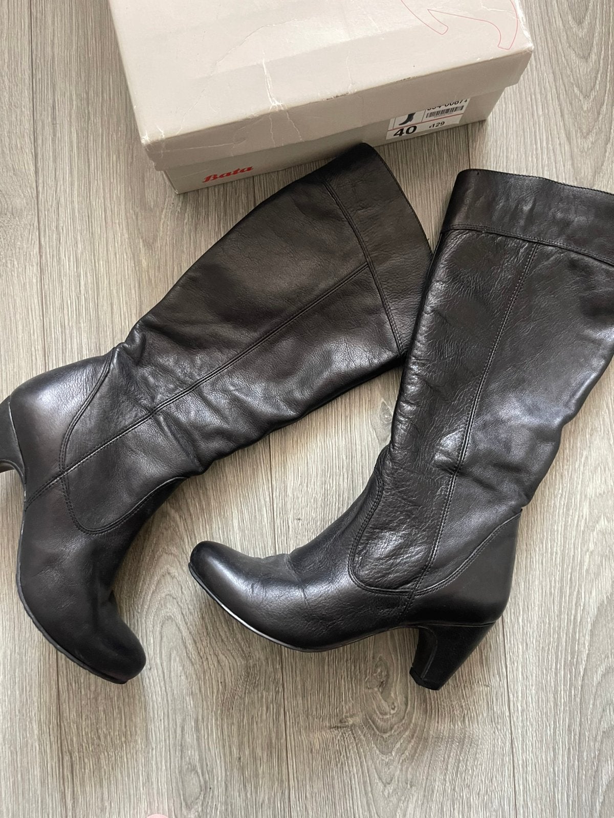 BATA zwarte leren lange laarzen maat 40, Hoge laarzen, Zwart, Ophalen of Verzenden, Zo goed als nieuw
