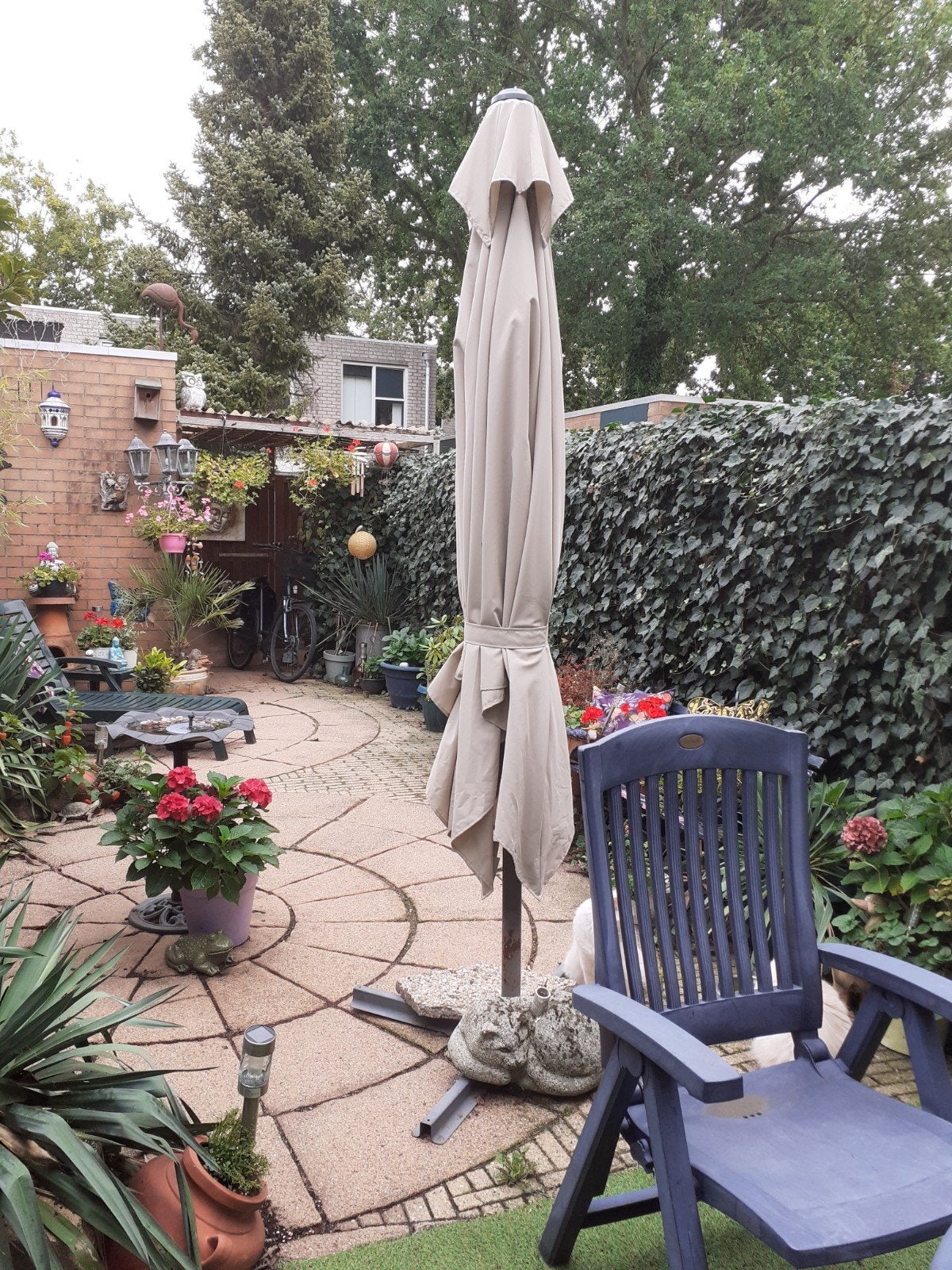 Grote Stok Parasol kantelbaar en met bijpassende hoes., Tuin en Terras, Parasols, Ophalen, Stokparasol, Kantelbaar