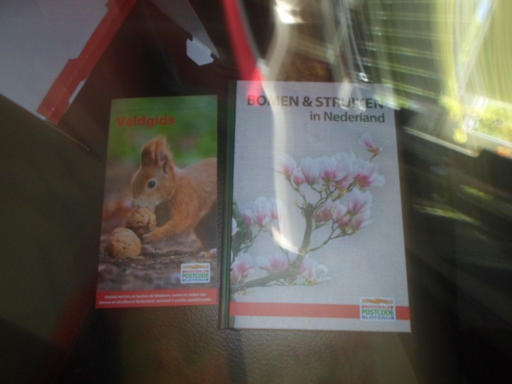 NIEUW! bomen en struiken en veldgids, Boeken, Ophalen of Verzenden, Nieuw, Bloemen, Planten en Bomen