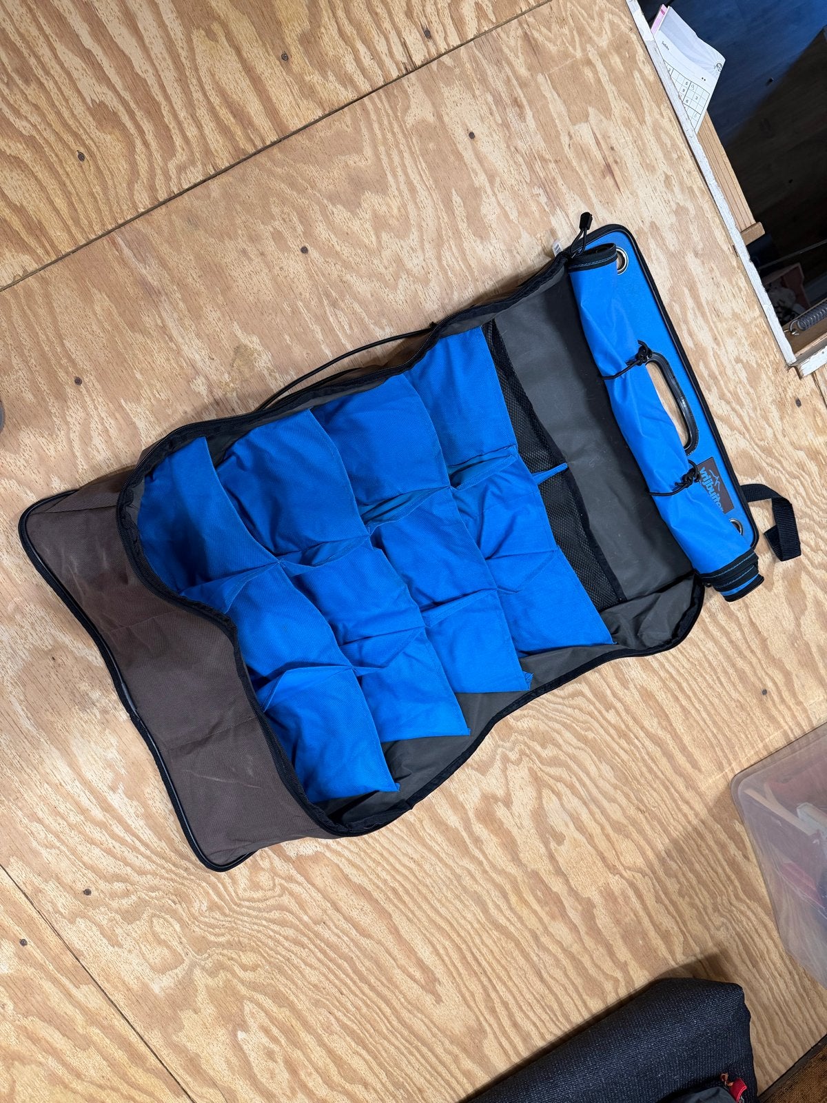 Vrijbuiter Outdoor Organiser voor Kamperen, Ophalen, Gebruikt