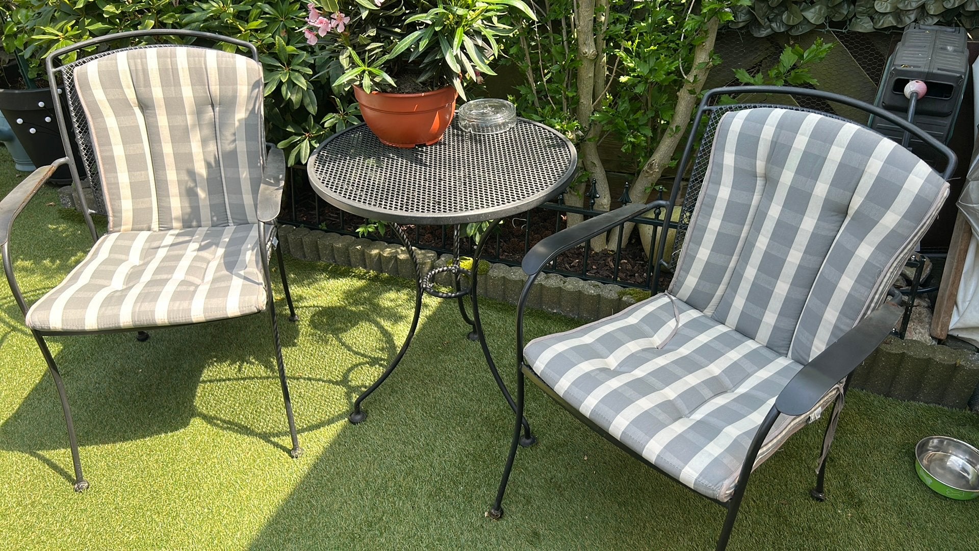 2 stoelen + tafeltje, Overige materialen, Gebruikt, Bijzettafel, Tuinset