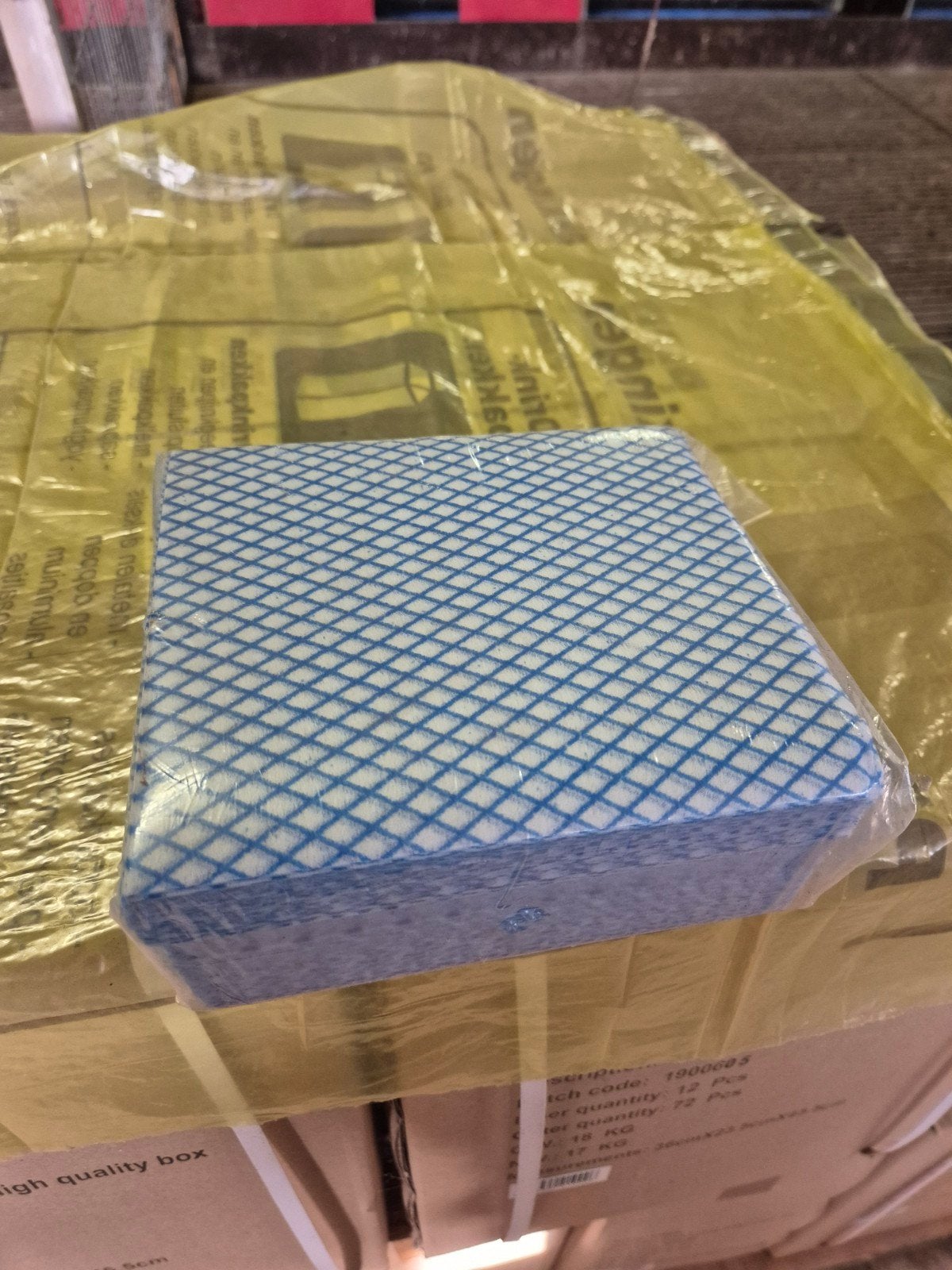 te koop doos met wegwerpdoekjes., Diversen, Ophalen of Verzenden, Nieuw