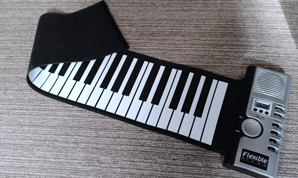 Oprolpiano - vouwbare piano - flexibele piano, Muziek en Instrumenten, Keyboards, Ophalen of Verzenden, Gebruikt, 61 toetsen, Overige merken