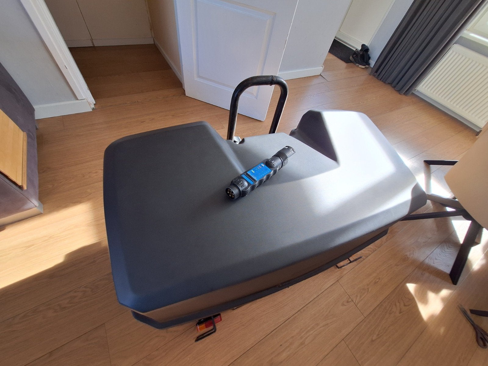 Menabo towbox met drager en LED verlichting, Ophalen of Verzenden, Zo goed als nieuw