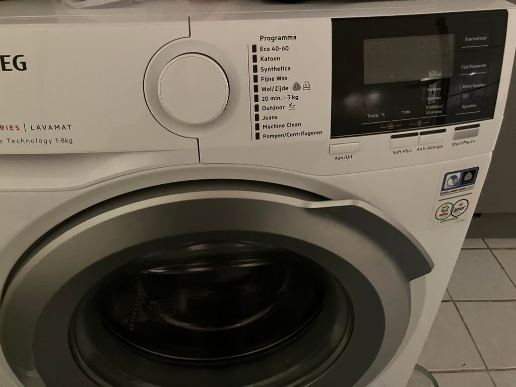 wasmachine AEG 6000 series Lavamat Prosense Technology, Witgoed en Apparatuur, Wasmachines, Ophalen, Zo goed als nieuw, 85 tot 90 cm