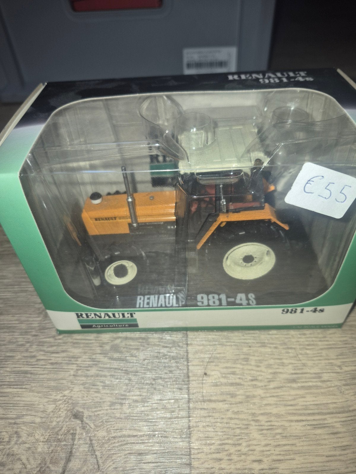 Renault 981-4S Tractor Model - Nieuw in Doos, Overige merken, Nieuw, Ophalen of Verzenden, REPLICAGRI