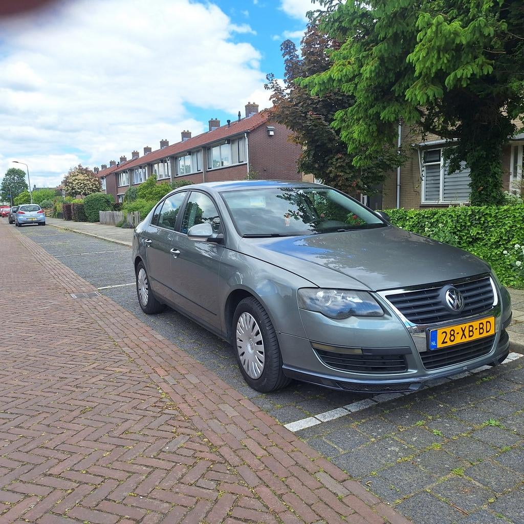 Volkswagen Passat 1.6 FSI 85KW 2007 Groen, 4 cilinders, USB, Origineel Nederlands, Handgeschakeld