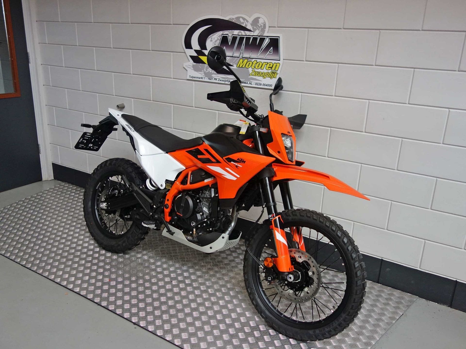 KTM 390 Enduro R, 390 cc, Enduro, 12 t/m 35 kW, Gebruikt