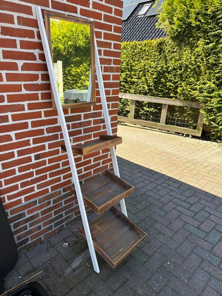 Decoratieve ladder met spiegel en planken, Ophalen, Gelezen, Interieur en Design