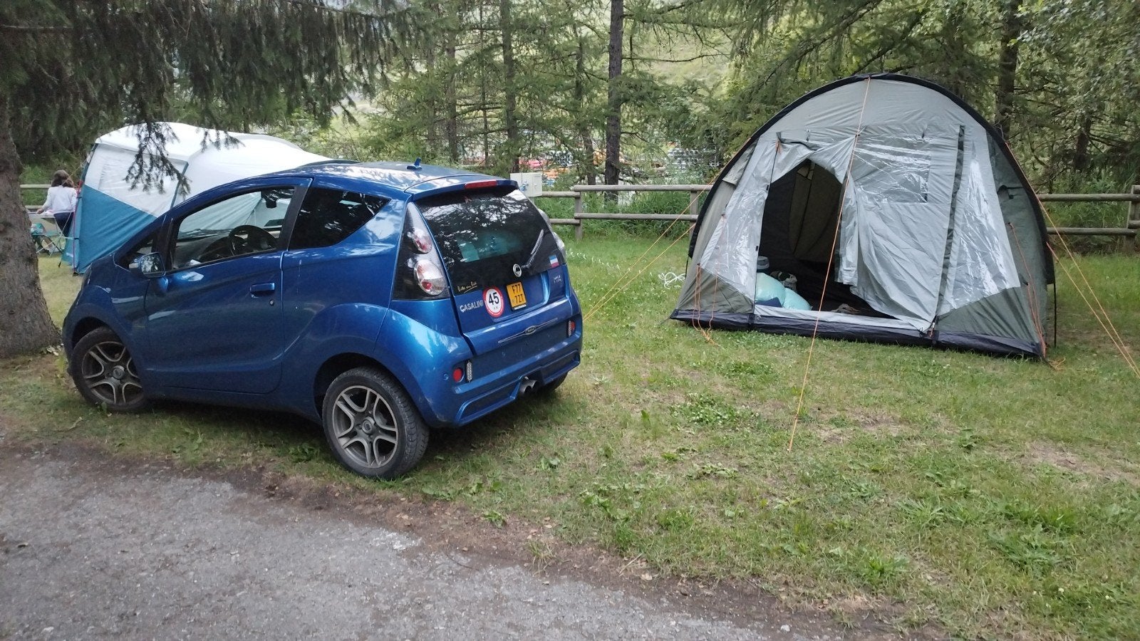Coleman Coastline 4 Deluxe tent met porch - Waterdicht!, Caravans en Kamperen, Tenten, Ophalen of Verzenden, Gebruikt, Tot en met 4