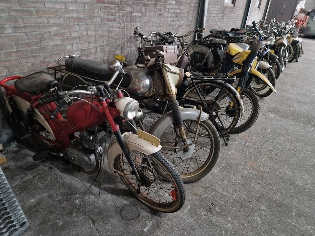 37 Oldtimer bromfietsen in 1 koop als partij te koop, Maximaal 45 km/u, 49 cc, Oldtimer, Oldtimer