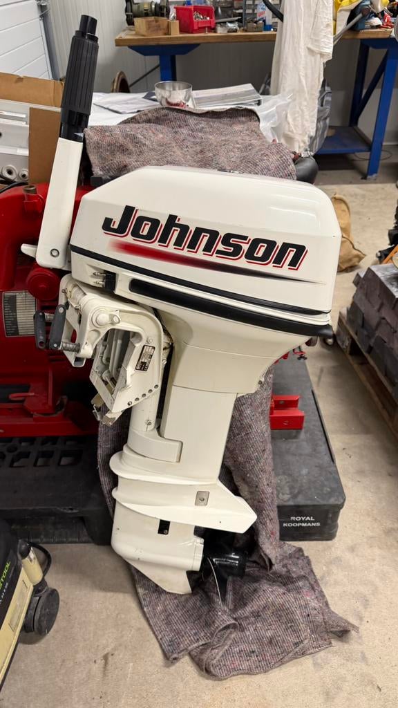 Johnson 15 pk, Watersport en Boten, Buiten- en Binnenboordmotoren, Ophalen of Verzenden, Zo goed als nieuw, Benzine, 10 tot 30 pk