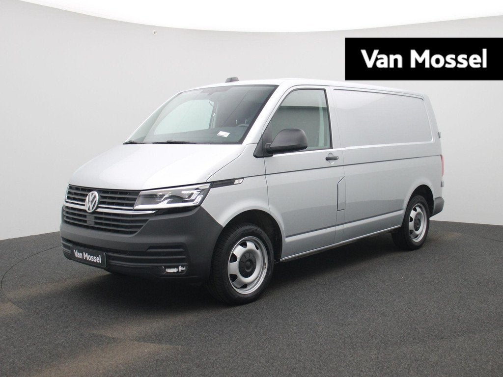 Volkswagen Transporter 2.0 TDI L1H1 150PK GVW 3.200KG | Auto, Auto's, 12 maanden, Stof, Euro 6, 4 cilinders