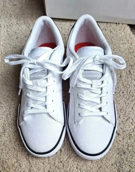 Nieuwe Ellesse sneakers wit maat 39.5 met doos, Kleding | Dames, Wit, Nieuw, Ophalen of Verzenden, Sneakers of Gympen