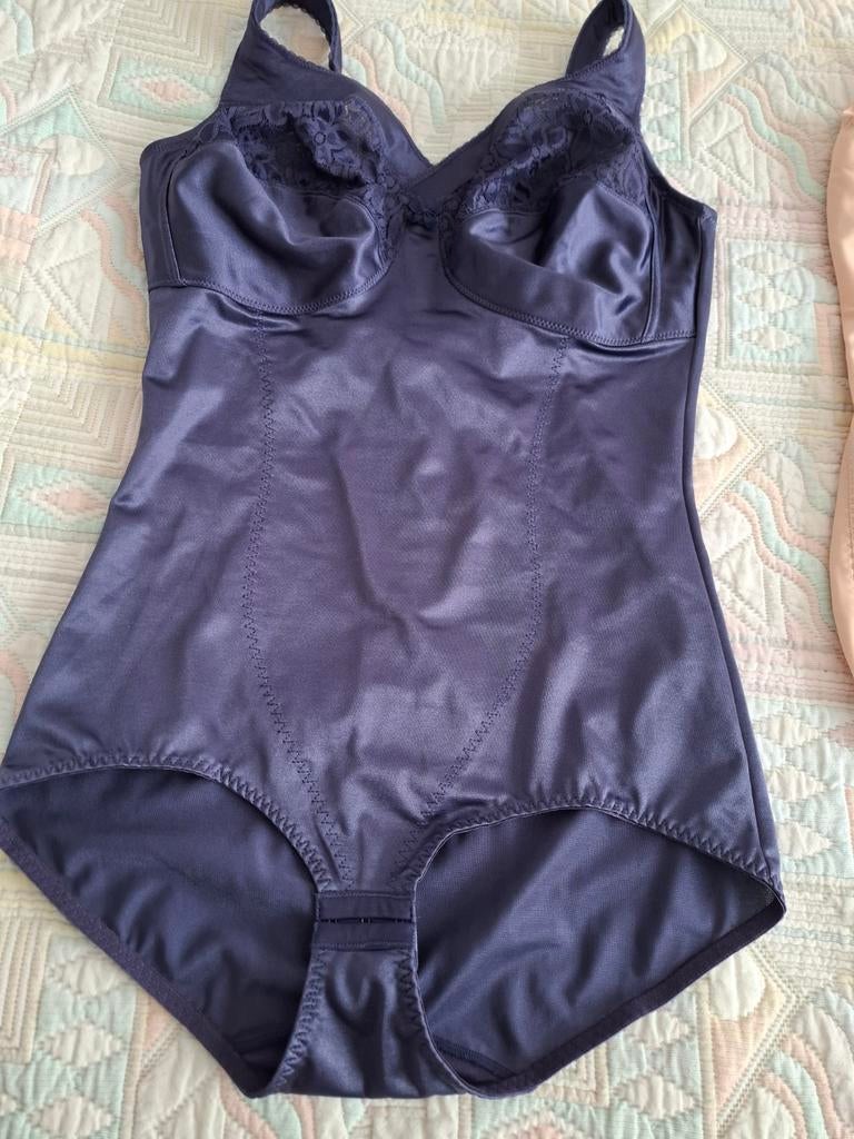 Corselet 90 d, Kleding | Dames, Ondergoed en Lingerie, Ophalen of Verzenden, BH