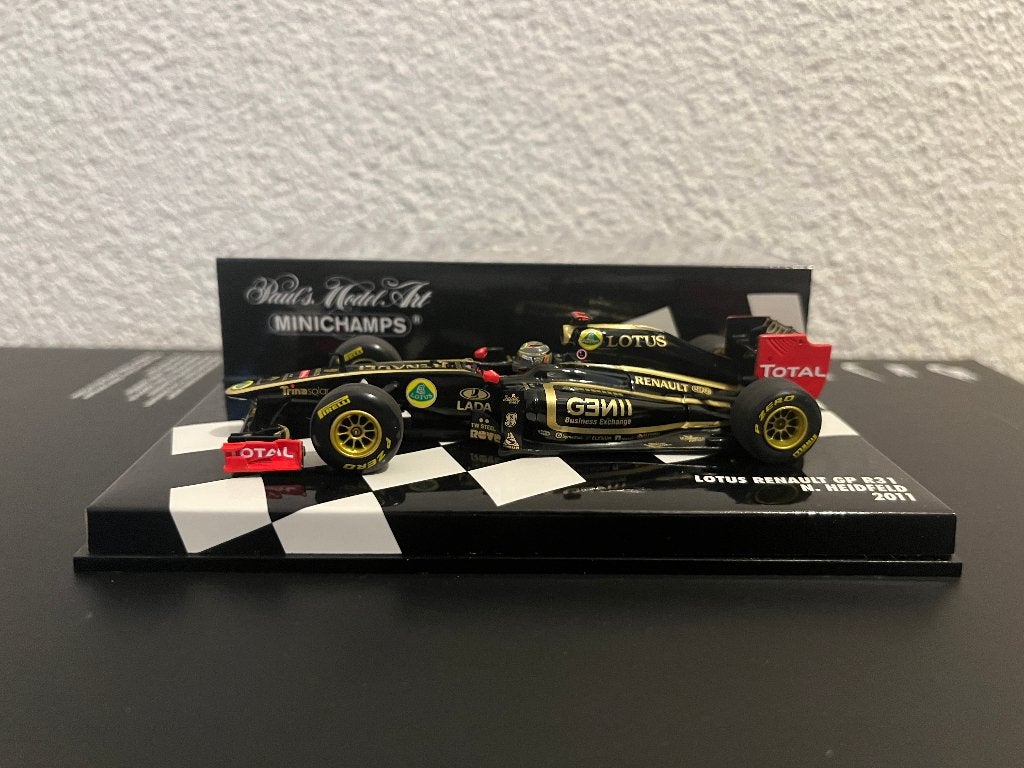 Lotus Renault R31 2011 N. Heidfeld F1 1:43 Minichamps, Verzenden, Zo goed als nieuw, Auto, MiniChamps