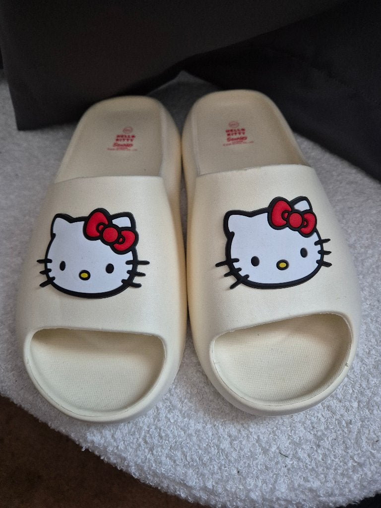 Sanrio Hello Kitty badslippers 41, Slippers, Wit, Nieuw, Ophalen of Verzenden