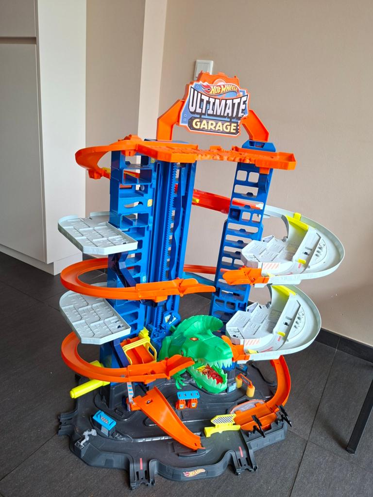 Hotweels ultimate garage met dino, Ophalen of Verzenden, Handmatig, Hot Wheels