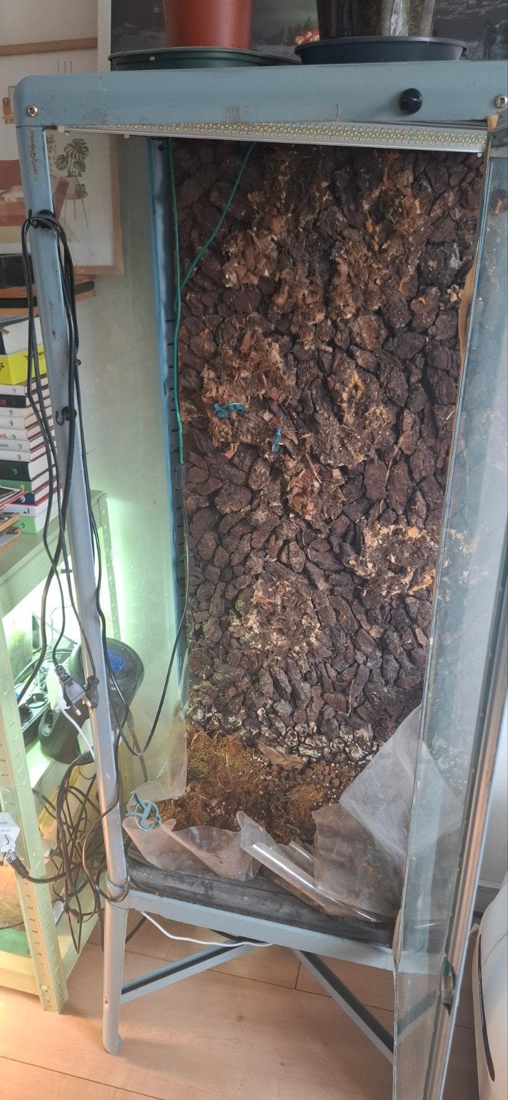 veelvuldig gebruikte IKEA Fabrikör vitrinekast, Ophalen, Gebruikt