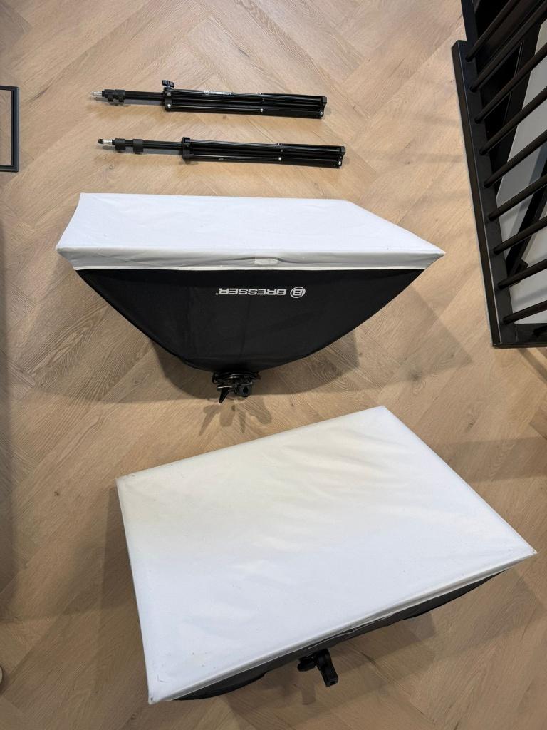 Bresser- BR-2246B Daglichtset 2250W incl 8 lampen, Ophalen, Gebruikt, Lamp of Flitsset
