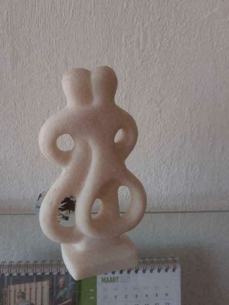 koppel beeldje 14cm hoog., Verzamelen, Beelden en Beeldjes, Ophalen of Verzenden, Zo goed als nieuw