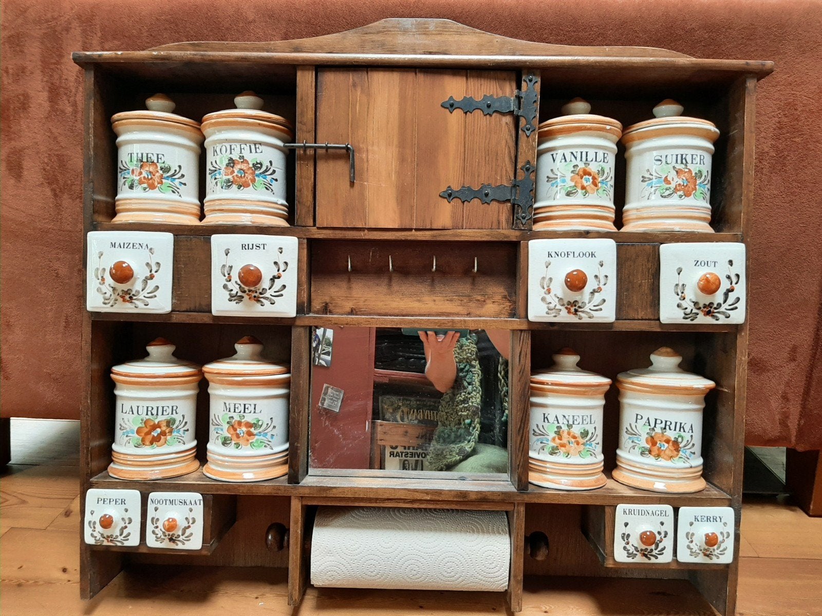 Vintage kruidenrek met keramische potjes, Ophalen