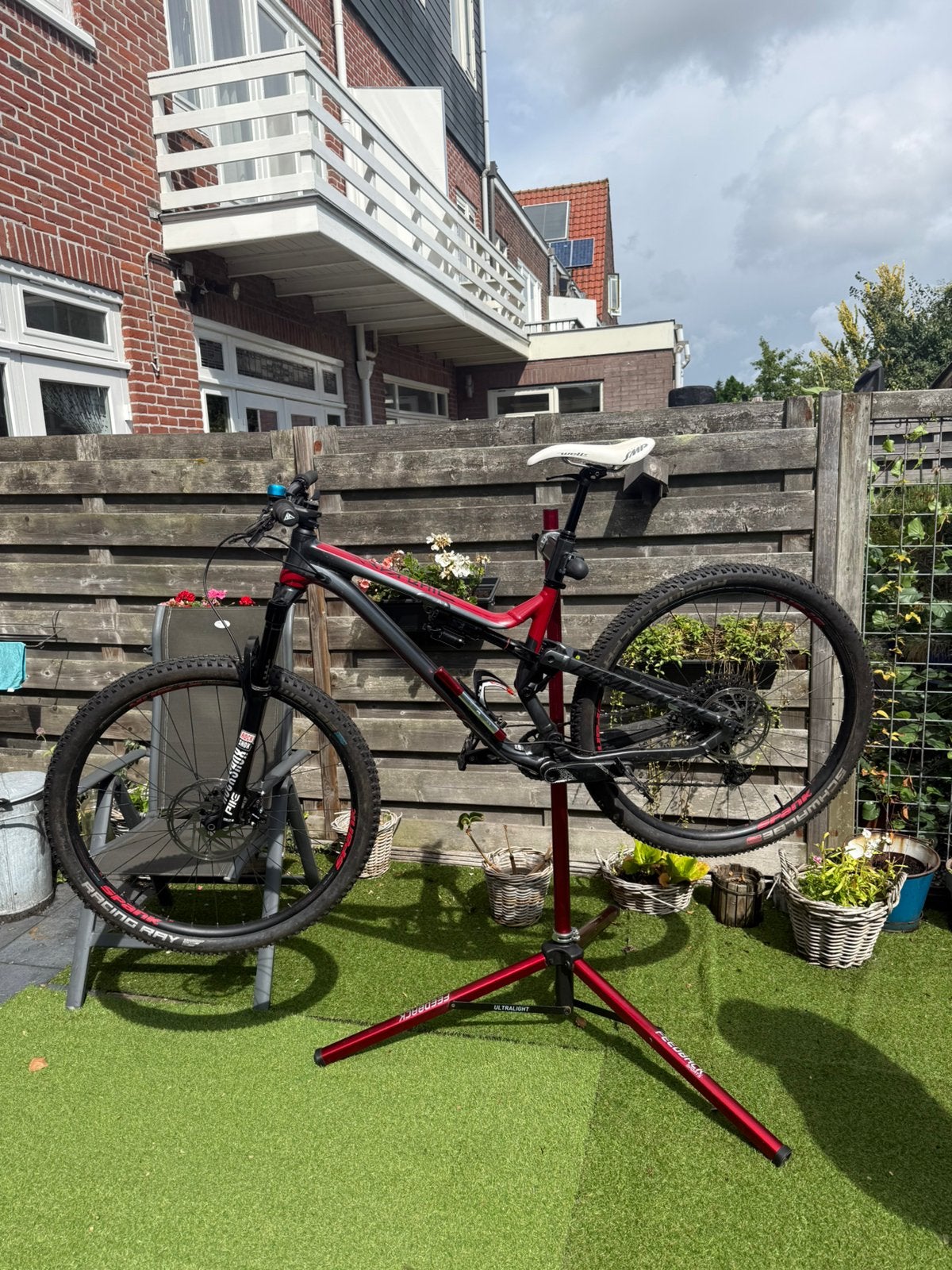 Commencal META V4 mtb 2017, Fietsen en Brommers, Fietsen | Mountainbikes en ATB, Ophalen, Zo goed als nieuw, Overige merken