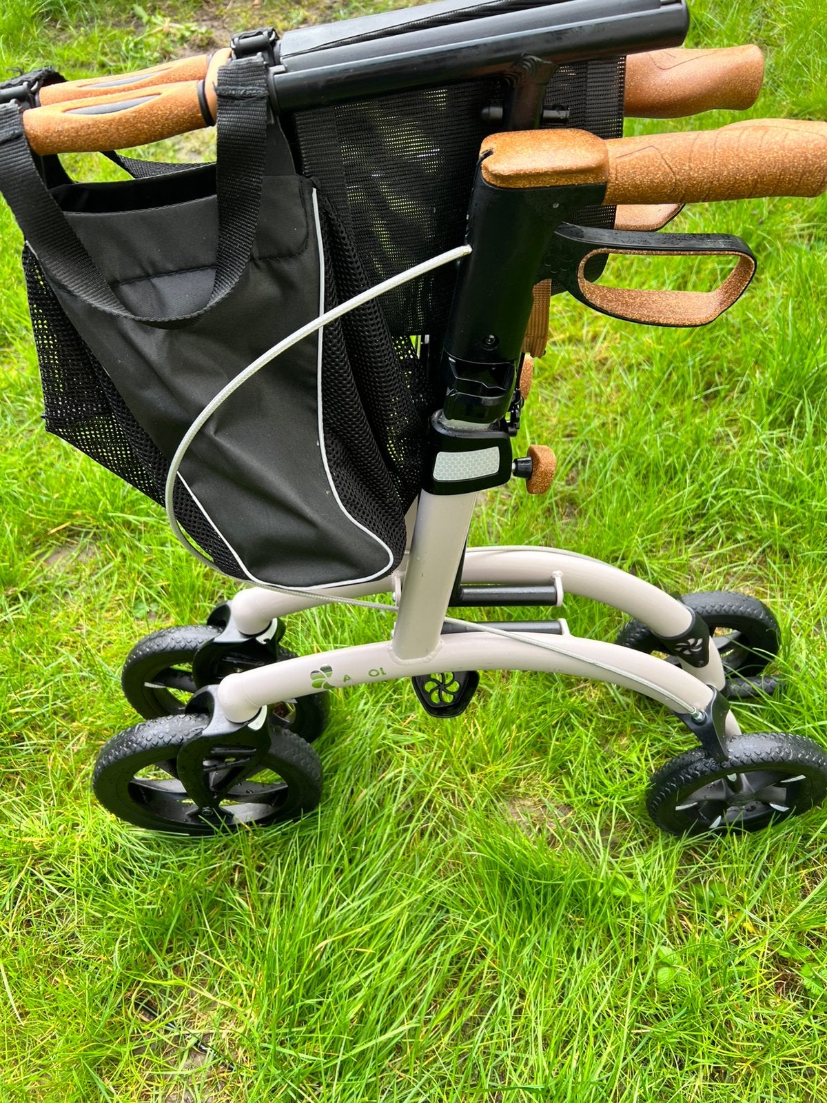 Rollator Saljol, Ophalen, Opvouwbaar, Zo goed als nieuw