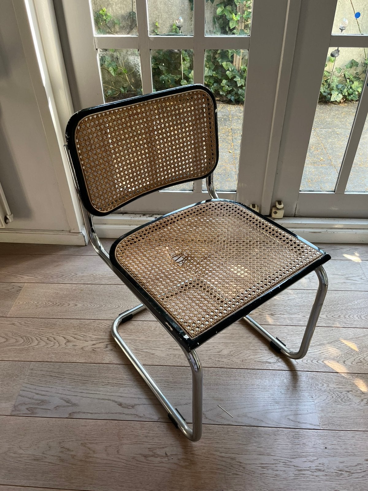 Worn Cesca Chair, Huis en Inrichting, Stoelen, Ophalen, Gebruikt, Zwart, Riet of Rotan